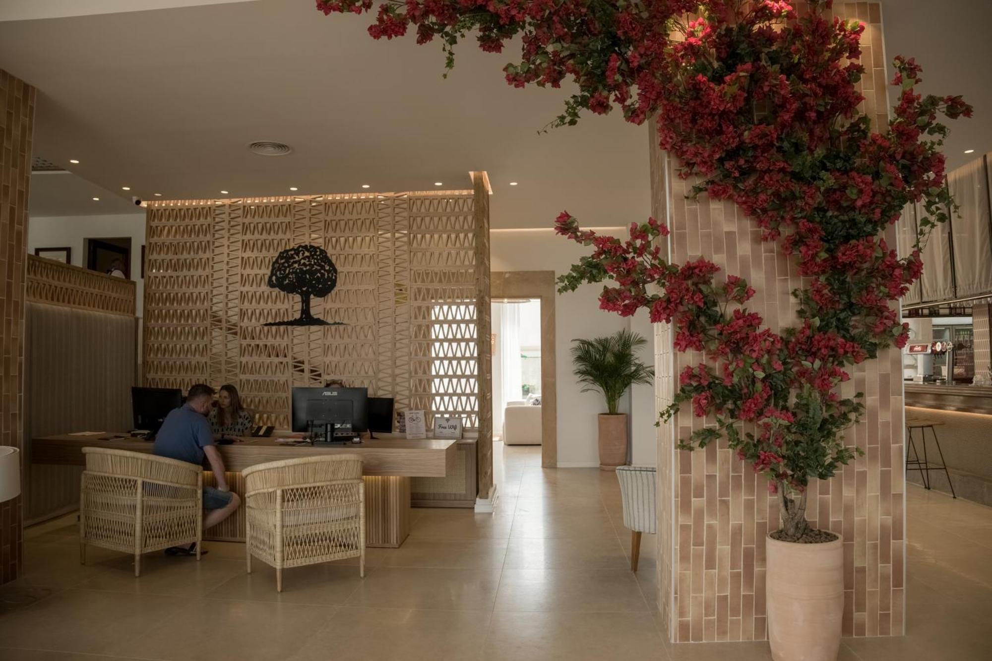 Moré Hotel 3*
